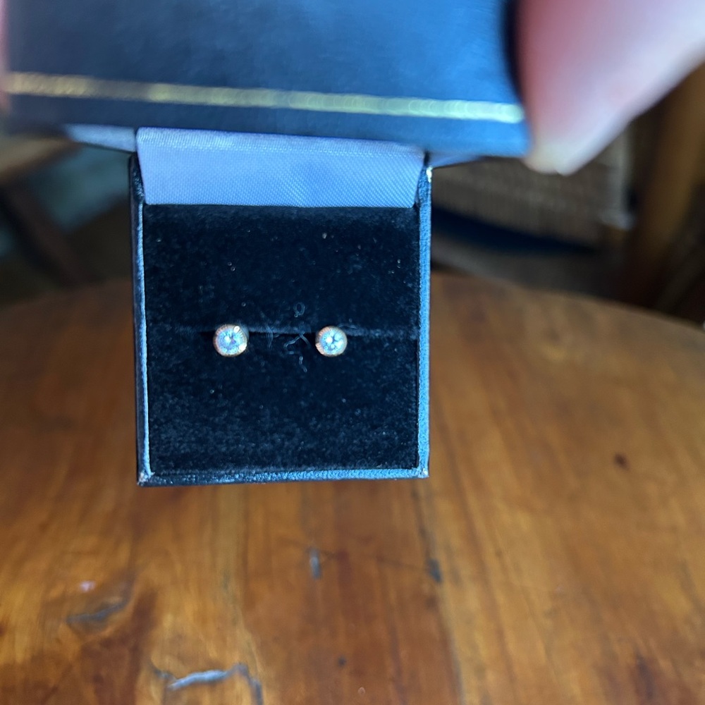 Bezel Gold Necklace and Earring Set - Picture 9 of 9